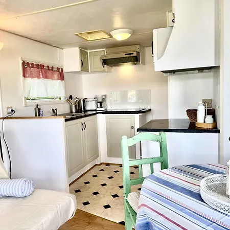 Роскошный шатер Tiny House An Der Pferdekoppel Velgast